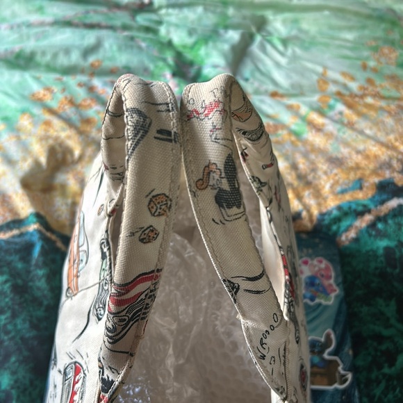 Prada Canapa American Car Hawaii RARE Ivory Tote Bag - Picture 8 of 15